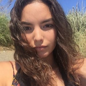 Meet your Posher, Isa